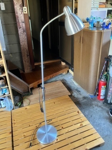 IKEA LEDスタンドライト