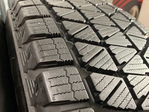 深溝☆225/65R17 ブリザック DM-V3 2019年 ブリヂストン ハリアー 深溝☆225/65R17 ブリザック DM-V3 2019年 ブリヂストン ハリアー