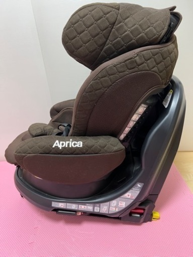 チャイルドシート　アップリカ　回転式