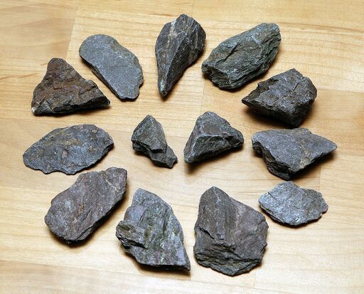 残りわずか【 スーパ－薬石  】12～13個（2～5ｃｍ前後）数量限定セット