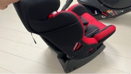 美品チャイルドシート2台セット