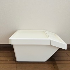 IKEA SORTERA ソルテーラ　収納ボックス　蓋付き
