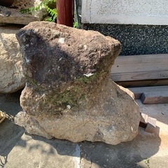 石　もらってください！の画像