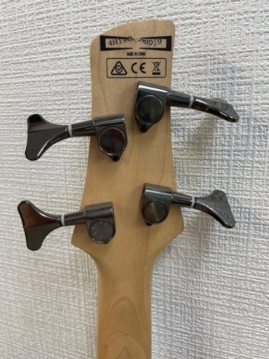 Ibanez ベースギター 