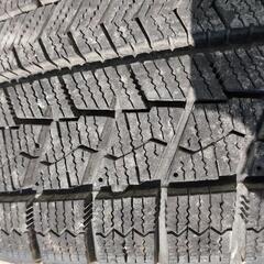 スタッドレスタイヤ4本安価でお譲りします！の画像