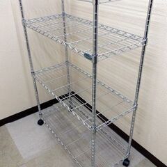 売却済み【平日取りに来ていただける方】アイリスオーヤマ☆メタルラック4段キャスター付き（2Z0145）の画像