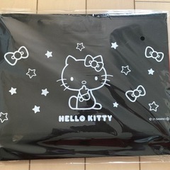 【値下げ】ハローキティ　マチ付きマルチBOX