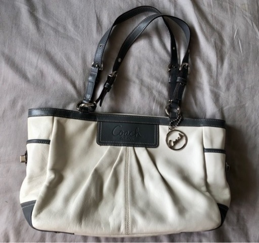 COACH ショルダーバッグ 美品！