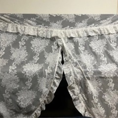 アップライトピアノ　レースカバー