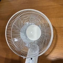 壁掛け用扇風機★値下げしました★の画像