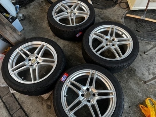 17インチ　普通車　4穴