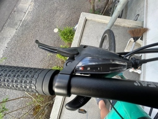LOUIS GARNEAU  サスペンション付きクロスバイク【大幅に値下げしました！】