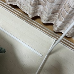IKEAハンガーラックの画像