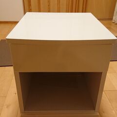 ニトリ サイドテーブル ベッドサイドテーブル