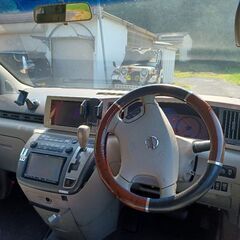 エルグランド　四駆　貨物登録の画像