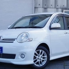 使い勝手の良いコンパクトカー♪3列目シートがあるんです(*'ω'*)