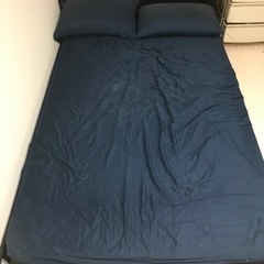 セミダブルベッドの画像