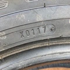 タイヤ4本の画像
