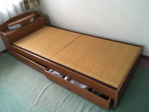 高さ低めの畳ベッド