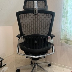 8/8削除予定。定価5万円　ゲームチェア　デスクチェア　高級　中古