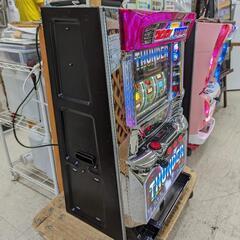 パチスロ実機 サンダーＶリボルト コイン不要機  ID：126-011195-105の画像