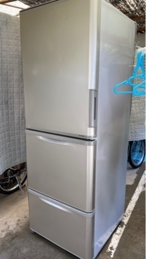 クリーニング済！シャープどっちもドア冷蔵庫　350L
