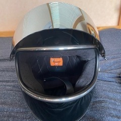 ビルトウエル　ヘルメット