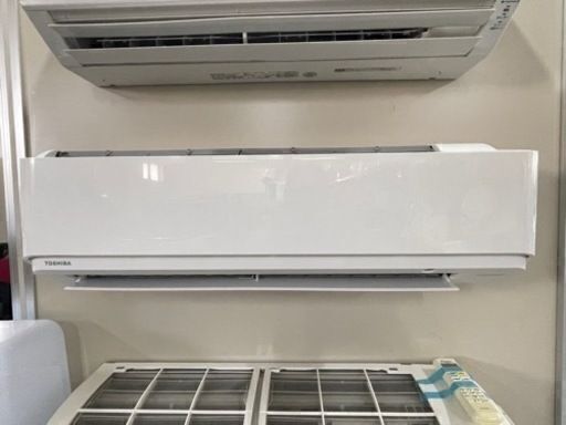 【大特価SALE】東芝　6畳用ルームエアコン　自動お掃除機能搭載　標準取付工事込み　リサイクルショップ宮崎屋住吉店22.7.26ｋ