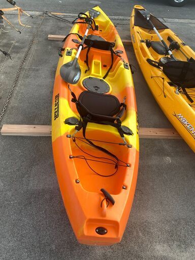 約１３F  2人用カヤック　オール付き　現状　置き場所あります。