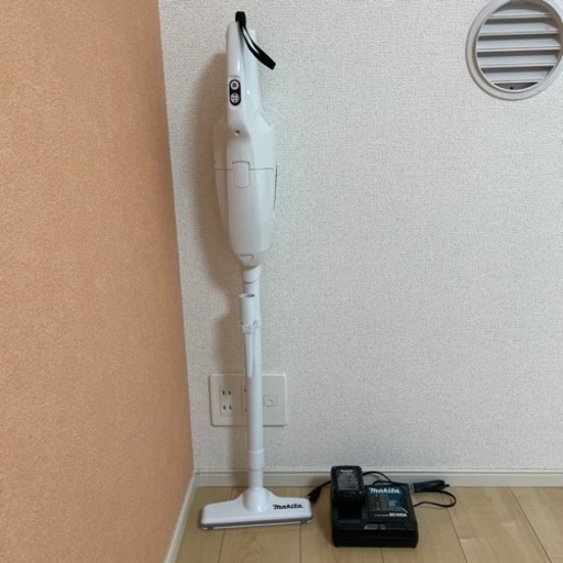 掃除機　makita コードレス掃除機