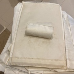 クローゼット内に吊るすポケットの画像