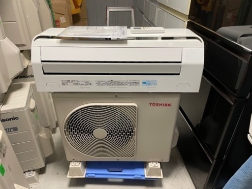 TOSHIBA  2.2kwエアコン　RAS-E225AP 2019年製