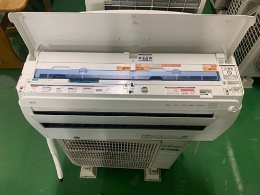 n1★即納可/エアコン本体+標準取付工事込み❗️フジツー/2018年/2.2kw( 6〜9畳目安