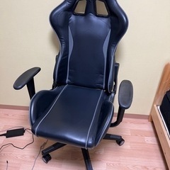 ゲーミングチェアあげます　取りに来れる方の画像