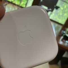 Appleのイヤホンの画像