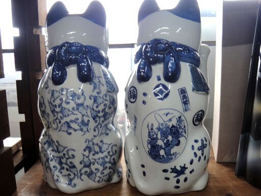 93 瀬戸焼 招き猫 二体一対 金運招福 商売繁盛 千客万来 縁起物 オブジェ 置物　１４３