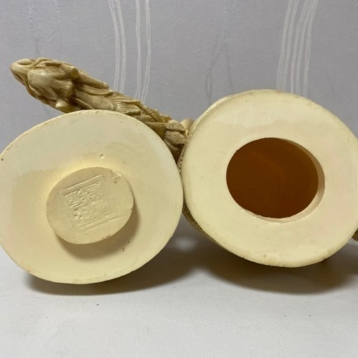 代理出品★中国・唐物★練物・樹脂製品★香炉★龍・仏★置物・飾り物★象牙風★木製台付★中古品★