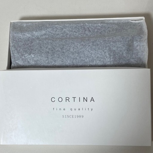 新品・未使用 cortina コルティーナ 本革 羊革 長財布 ウォレット 箱付