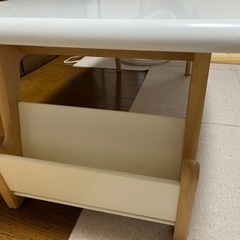 【ニトリ】ローテーブル⭐︎ホワイト×木目の画像