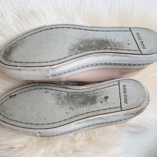 miumiuパテントレザー　スニーカー　23cm