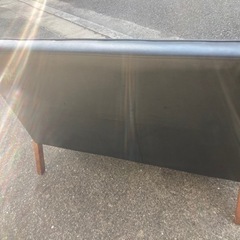 Ikea の2人掛けソファの画像