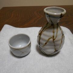 徳利（とっくり）＆お猪口（おちょこ）セット　　未使用箱無しの画像