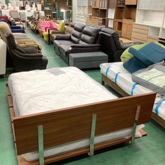 家具ならトレファク吉川店！！ Armonia ダブルベッド ブラウン ウォールナット材 Salone 参考価格89,990円(フレームのみ)の画像