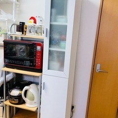 食器棚とキッチンラック　お安くどうぞの画像