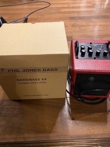Phil Jones Bass NANOBASS X4 RED フィルジョーンズベース ベースアンプ デスクトップアンプ コンボアンプ ナノベース レッド