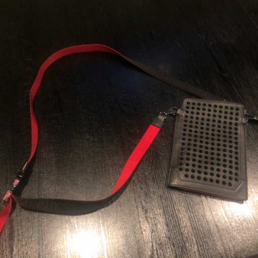 Christian Louboutin レザーショルダーバッグ メンズ