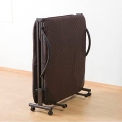 【受渡予定決定済】カインズ折りたたみベッド(シングル)譲りますの画像