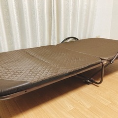 【受渡予定決定済】カインズ折りたたみベッド(シングル)譲ります