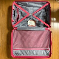 キャリーケースの画像