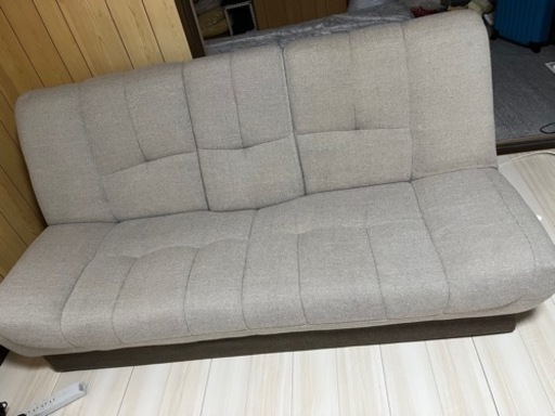 三人掛けソファ　ソファベッド　収納　テーブル付き